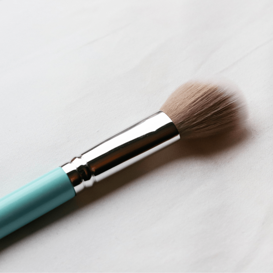 209 Angled Face Brush - Humble Cosmetics - 209 Angled Face Brush
